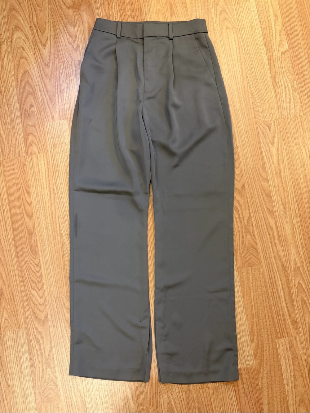 Uniqlo Black and Gray Straight-Leg Trousers (bundle) - Picture 2 of 16
